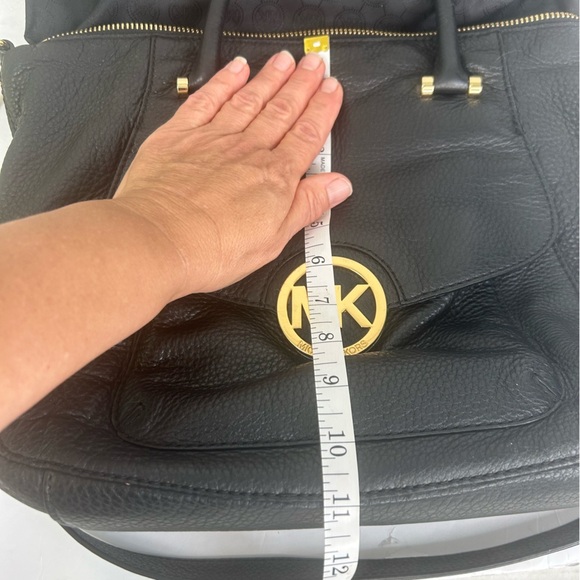 Michael Kors Fulton Large Satchel CrossBody Pebbled Black Leather Bag Purse Chic - Picture 9 of 16